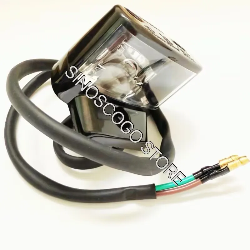 Оригинальный номерной фонарь для Cfmoto Cforce Uforce Zforce 400 450 500 600 800 950 1000 Quad UTV ATV 9CR6-161400-10000/9CR6-161400 Оригинальный номерной фонарь для Cfmoto Cforce Uforce Zforce 400 450 500 600 800 950 1000 Quad UTV ATV 9CR6-161400-10000/9CR6-161400