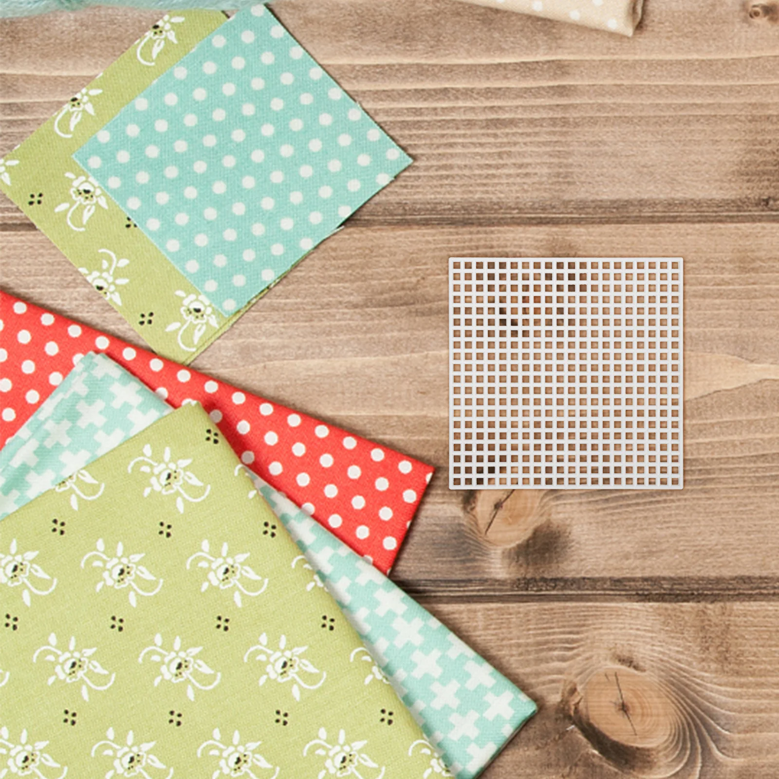 

40Pcs 6 Count Plastic Mesh Sheets 8x8cm Embroidery Cross Stitch Canvas White Square Grid for Bag Making Patchwork