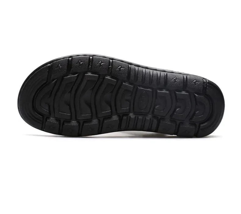 Summer Mens Beach Shoes PU Leather Non-slip Male Slippers Breathable Two Uses Men sandals Designer Sandals Large size Sandalias