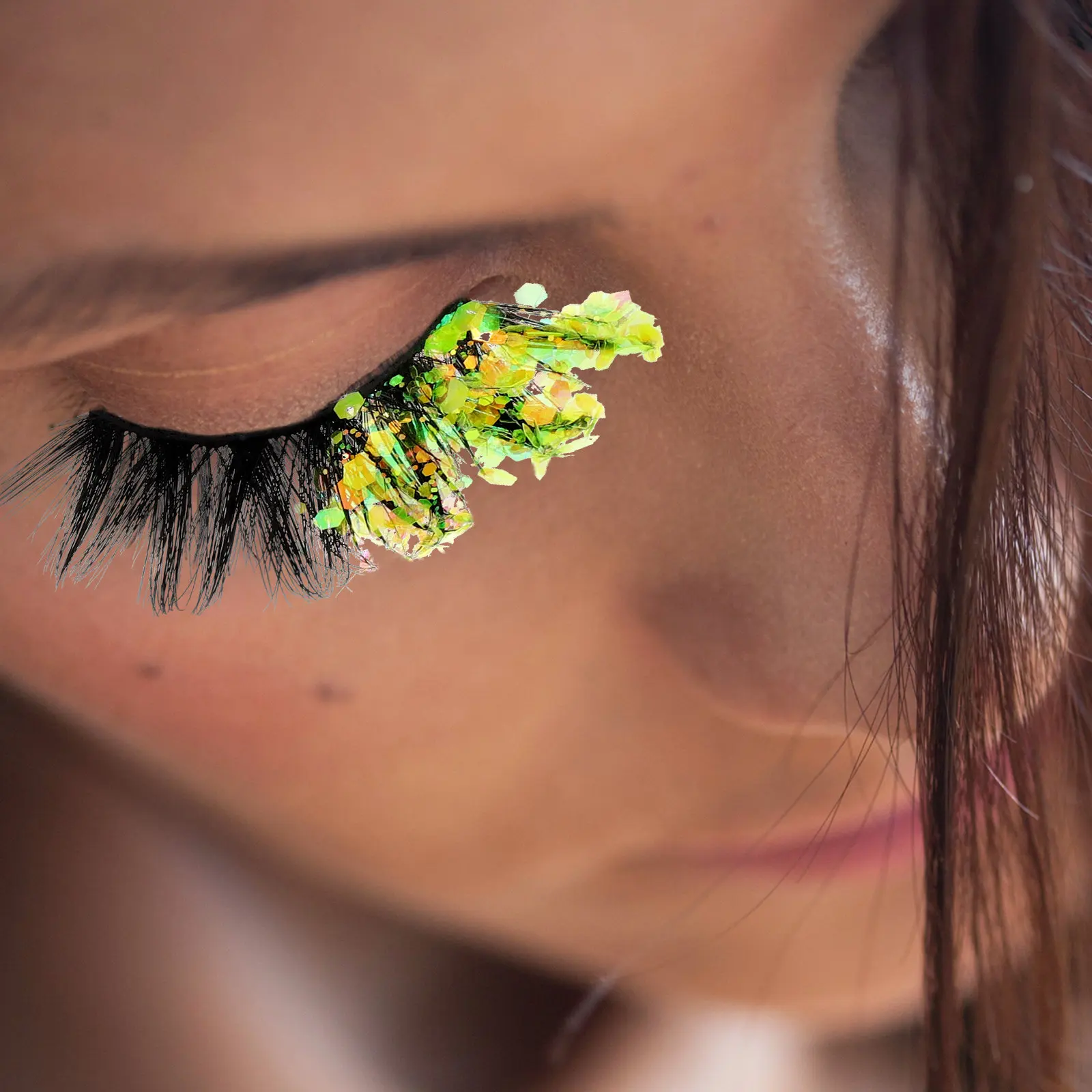 1Pair Sequins False Eyelashes Glitter Eyelash Extensions Glow in Dark Fluorescent Color Shift Makeup Festival Night