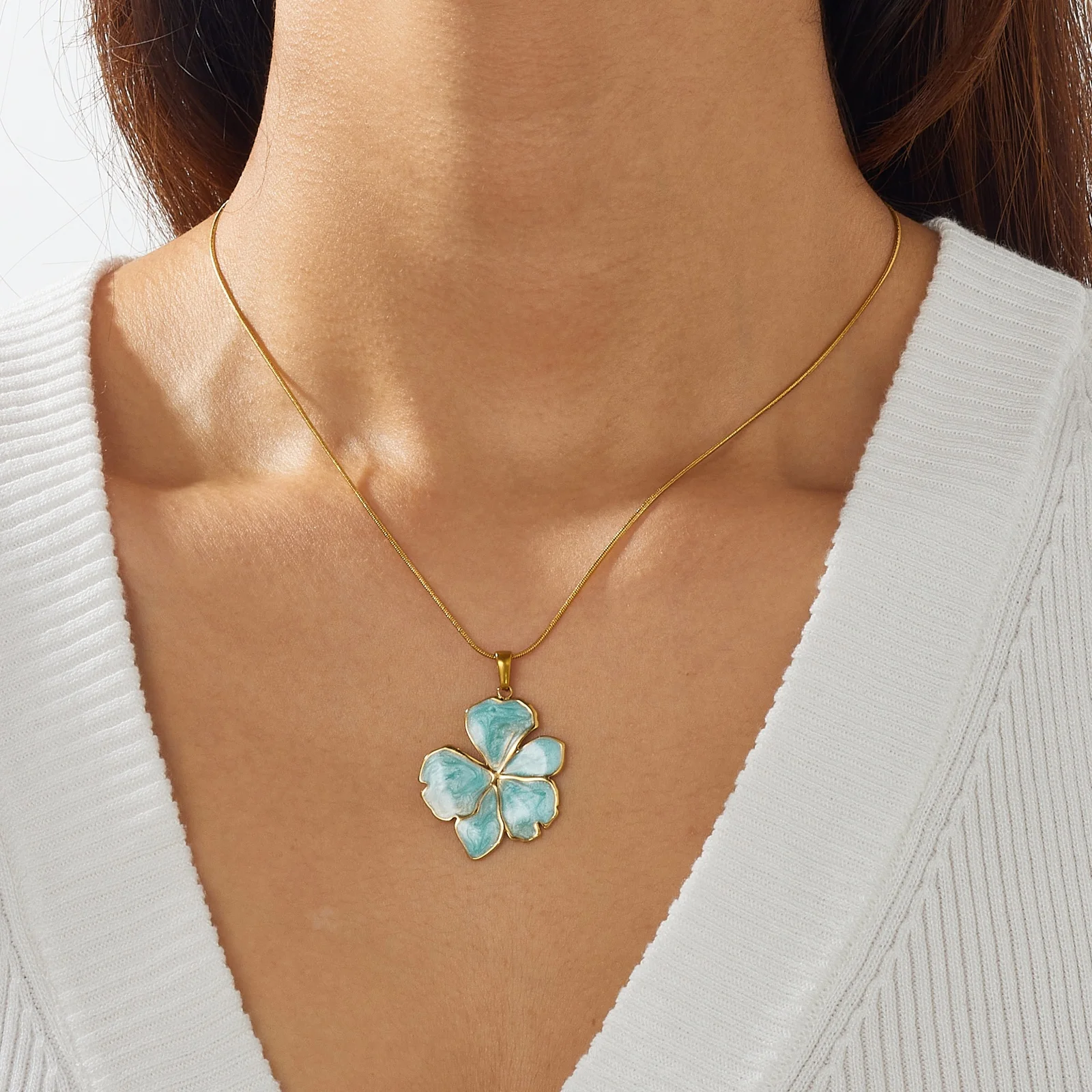 LAMENGLY 316L Stainless Steel Luxury Light Blue Flower Choker Necklace Women Daily Wear Noble Elegant Neck Chain Jewelry view 6