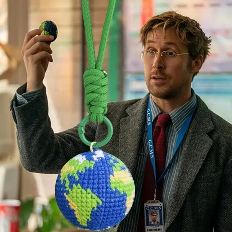 

Movie Project Hail Mary Grace Cosplay Prop Handmade Crochet Earth Yarn Ball Keychain Keyring Key Chain Bag Accessory Ornament