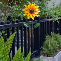 Outdoor Sunflower Wind Spinner Metal Windmill Garden Courtyard Decoration Iron Crafts Ornament Wind Sculpture