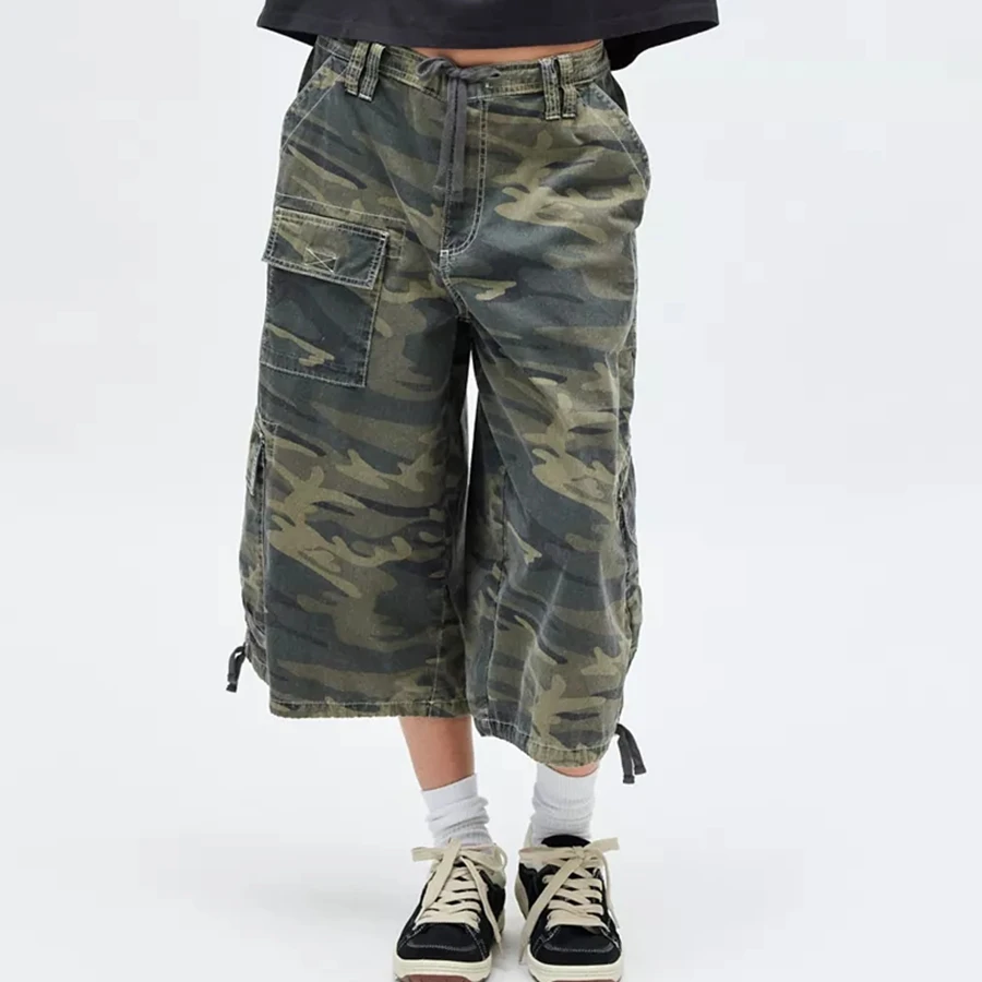 

Женские камуфляжные шорты-карго с множеством карманов, регулируемым шнурком на низу, прочные повседневные шорты для активного отдыха