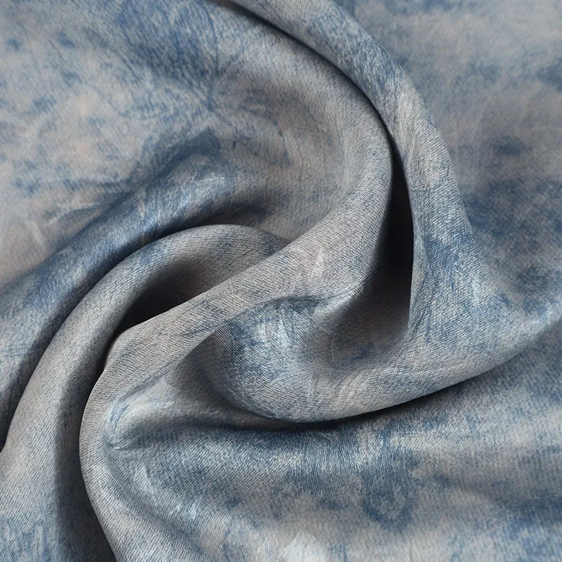 

Polyester and ammonia twill printed fabric double-sided satin material for Chinese-style decoration