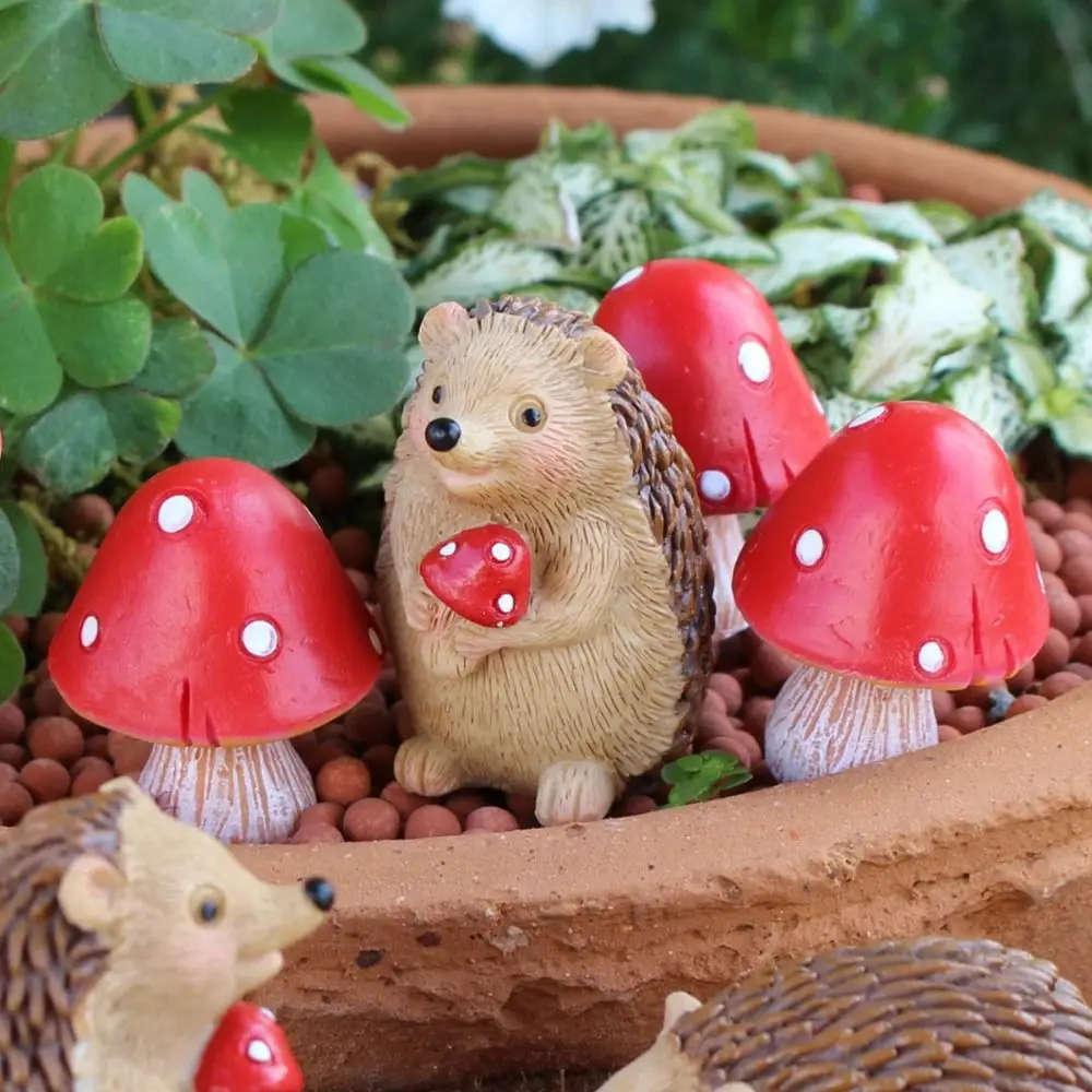 

7pcs Resin Hedgehog Mushroom Statue Cartoon Waterproof Animal Sculpture Cute Simulation Garden Miniatures Figurine Bonsai