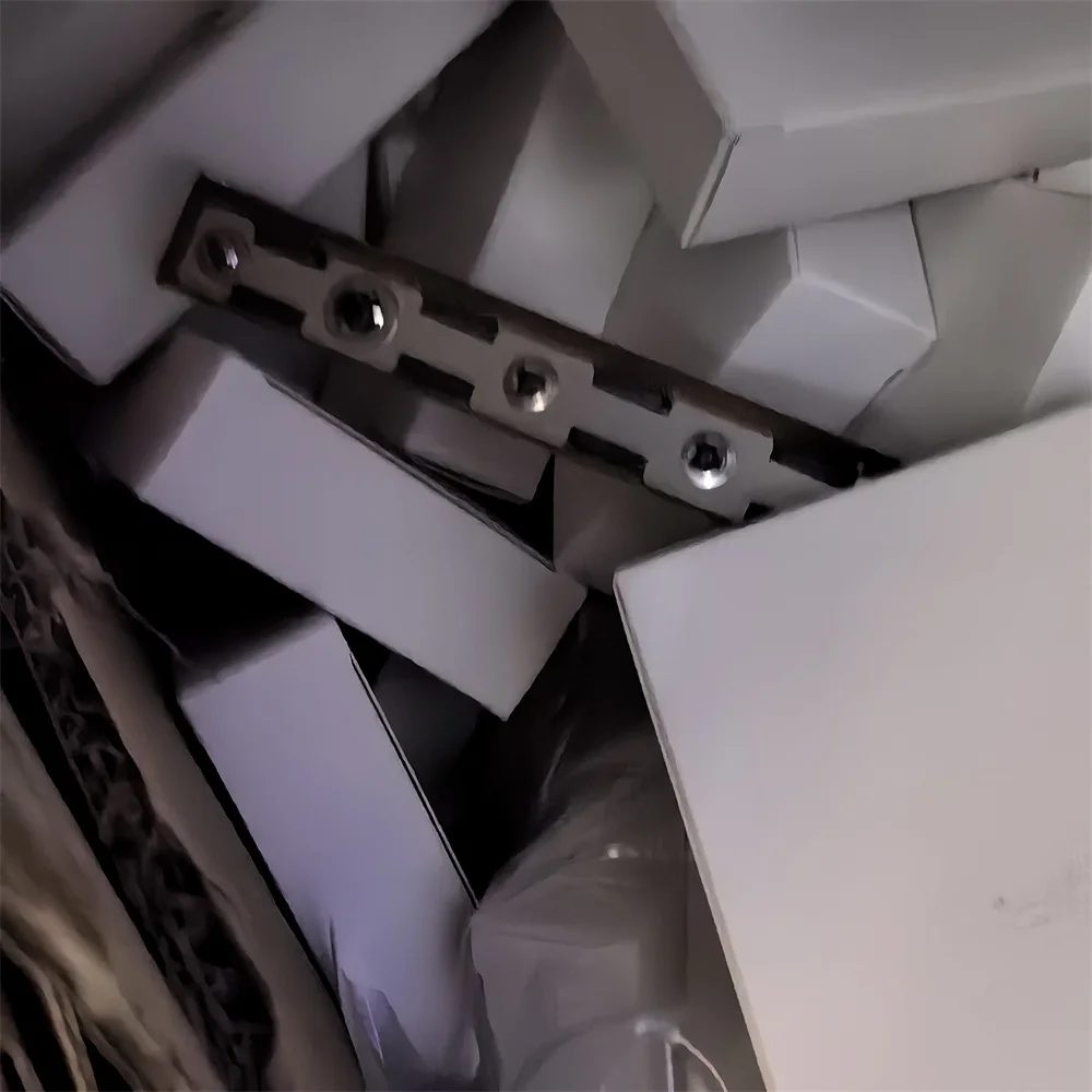 

302RV93050 Держатель масляной площадки для Kyocera M2040 M2135 M2235 M2540 M2635 M2640 M2735 M2835 P2040