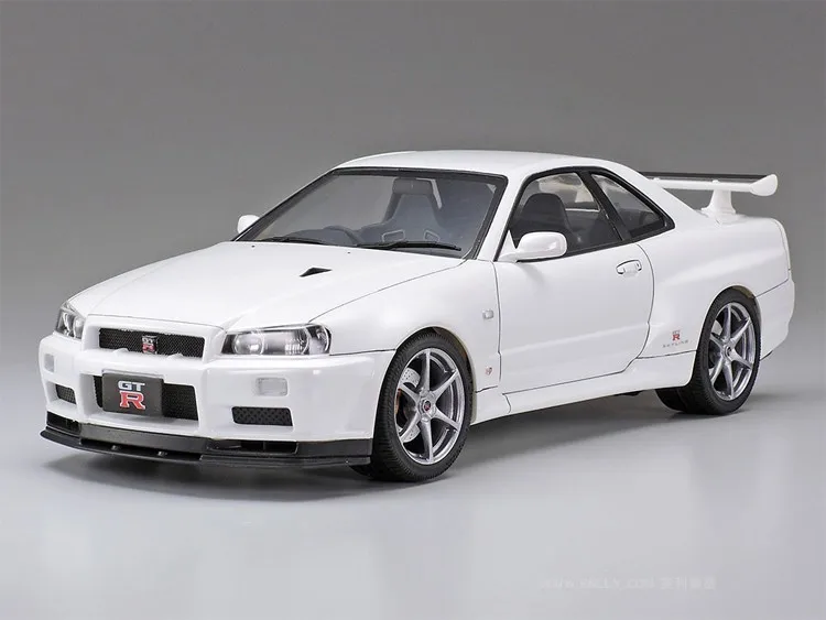 Tamiya 24258 static assembled car model 1:24 scale For Nissan Skyline GT-R V Spec II R34 car model kit