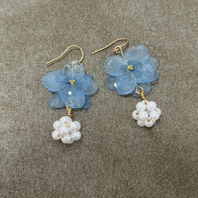 Natural Hydrangeas Flower Earring Elegant Pressed Flower Earrings Handmaking Epoxy Resin Dried Flowers Earring Custom Packaging