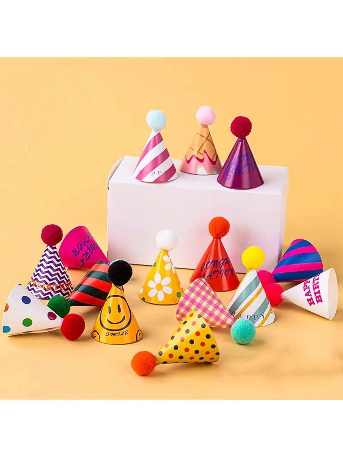 Sortierte Mini-Geburtstagshüte, Kuchendekorationen, Niedliche Cartoon-Hüte als Einlagen, Geburtstagsgeschenk in Zufälligen Farben für Feiertagsfeiern – Detail 6