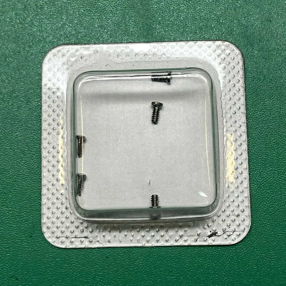 إكسسوارات الساعة مسامير الغطاء السفلي جميع مسامير الرأس المسطحة من الفولاذ 1.5 * 1.0 * 2.6 مم مسامير الغطاء الخلفي للساعة #2