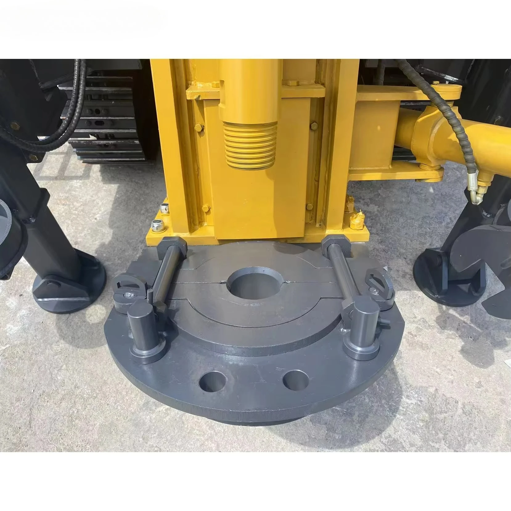 Reverse Circulation Water Well Drilling Rig Diesel-Powered Motor & Bearing Chassis Pneumatic Crawler Drill