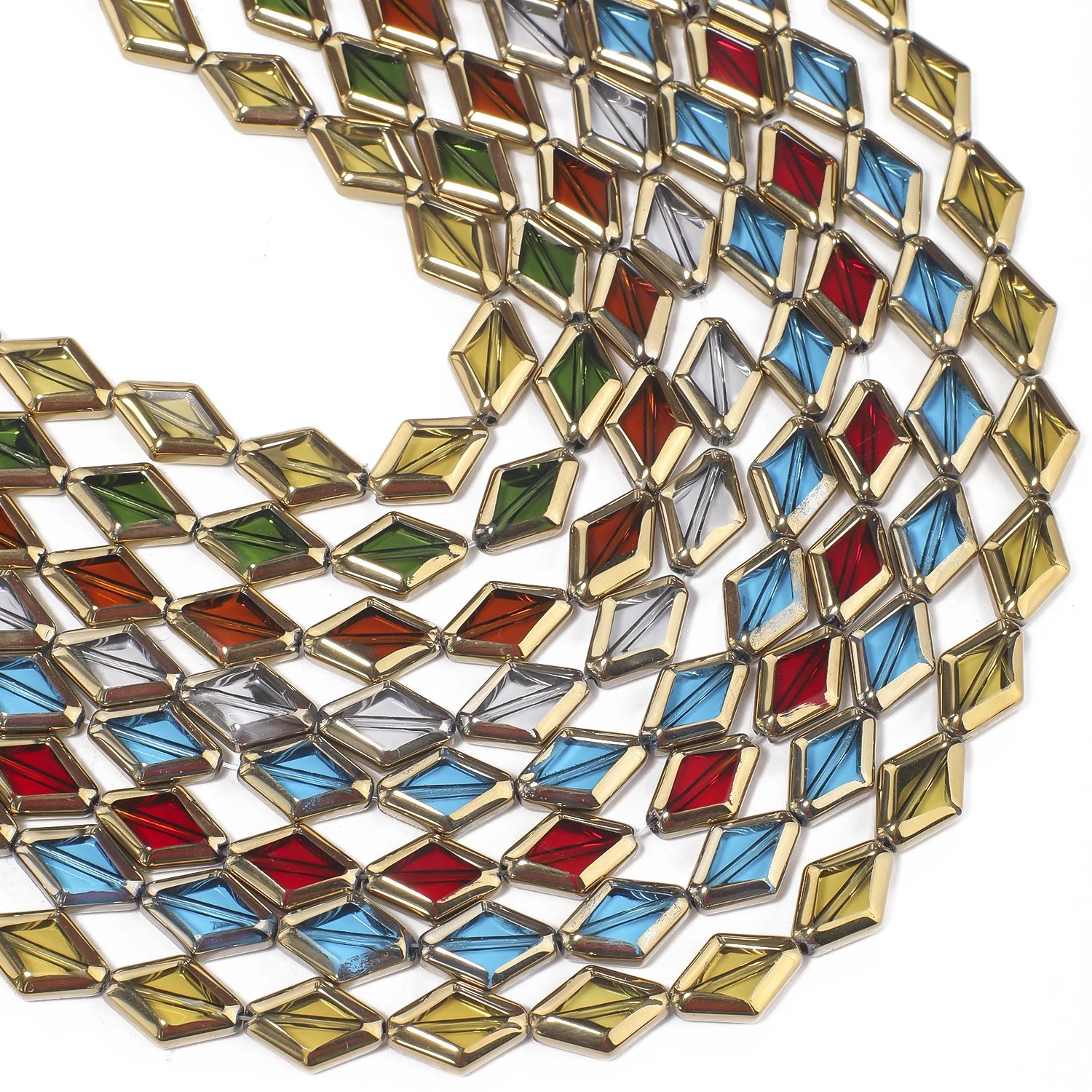 Diamantförmige, goldrandige Kristallquarzperlen, 10 x 15 mm, transparente, farbige Glasperlen für die Schmuckherstellung, zum Selbermachen von Halsketten. – Detail 8