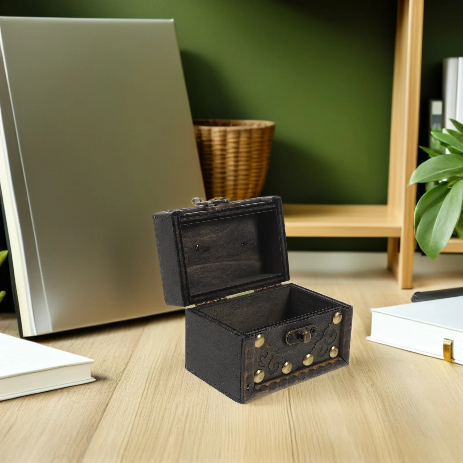 

Vintage Wood Storage Box Small Rectangle Wooden Treasure Chest With Lock Retro Keepsake Organizer For Home Bedroom Decor Travel
