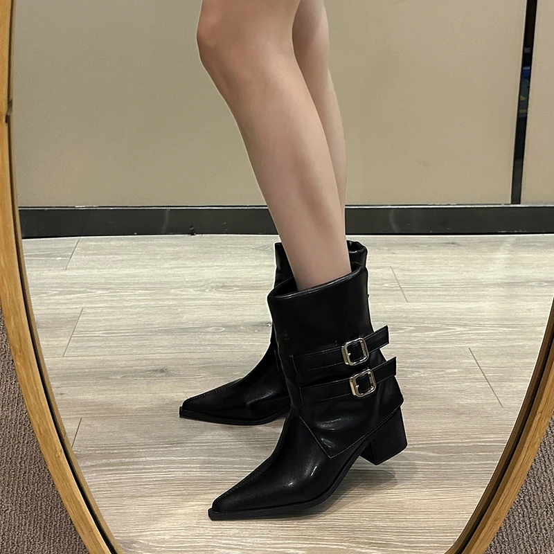 Botas femininas com zíper lateral, dedo apontado sexy, fivela de cinto, sapatos modernos para senhoras, marca de moda, 2024