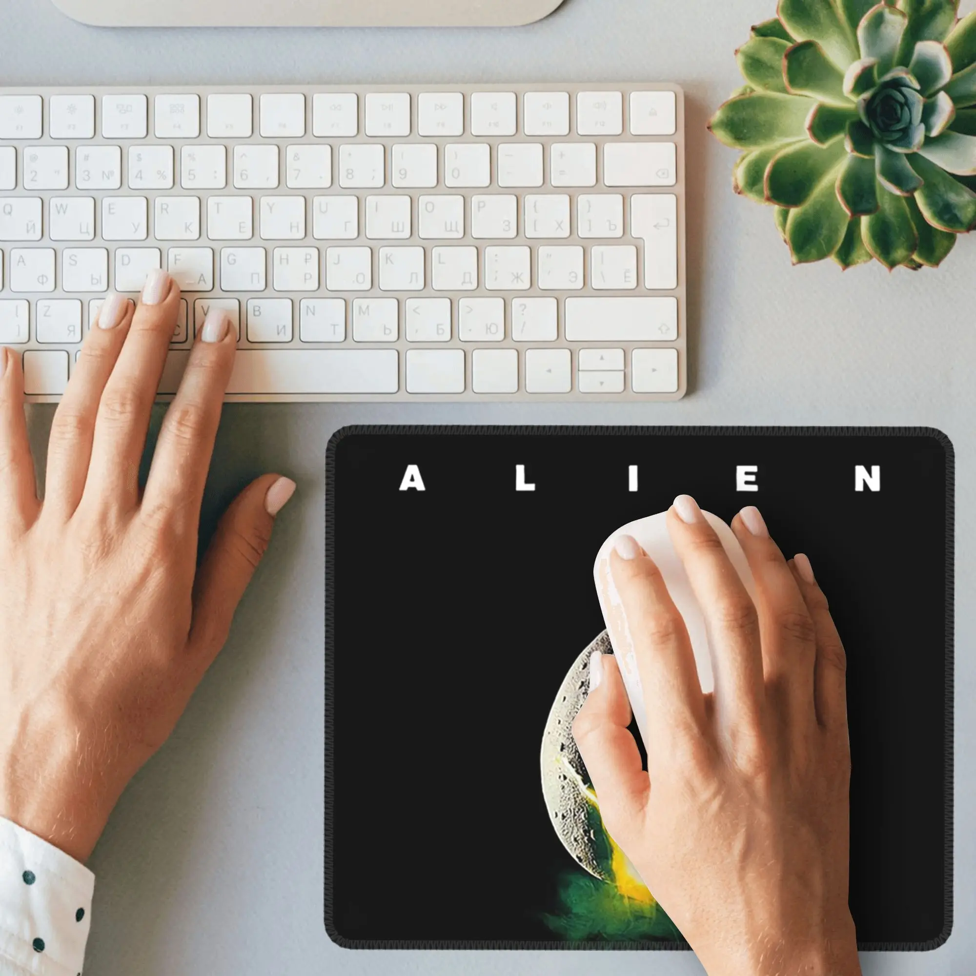 Alien Poster Scream Movie Mauspad Computer Tastatur Mauspad Gaming PC Laptop Schreibtischunterlage Bürozubehör Tischsets