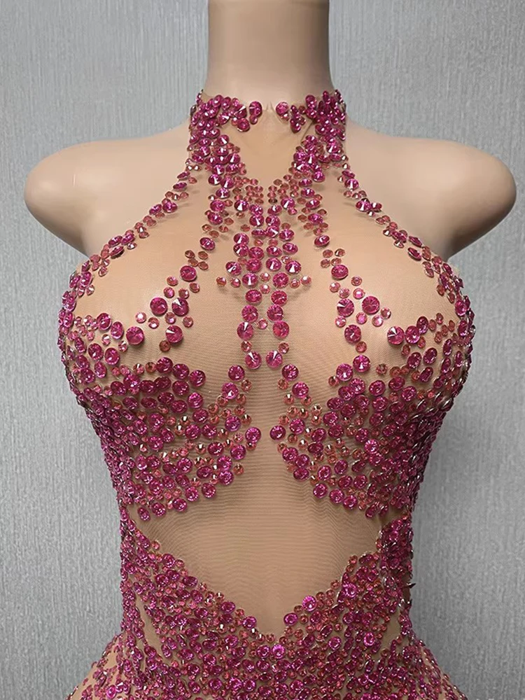 Alta qualidade strass sexy malha pendurado pescoço vestido elástico 2025 nova moda personalizada roupas femininas