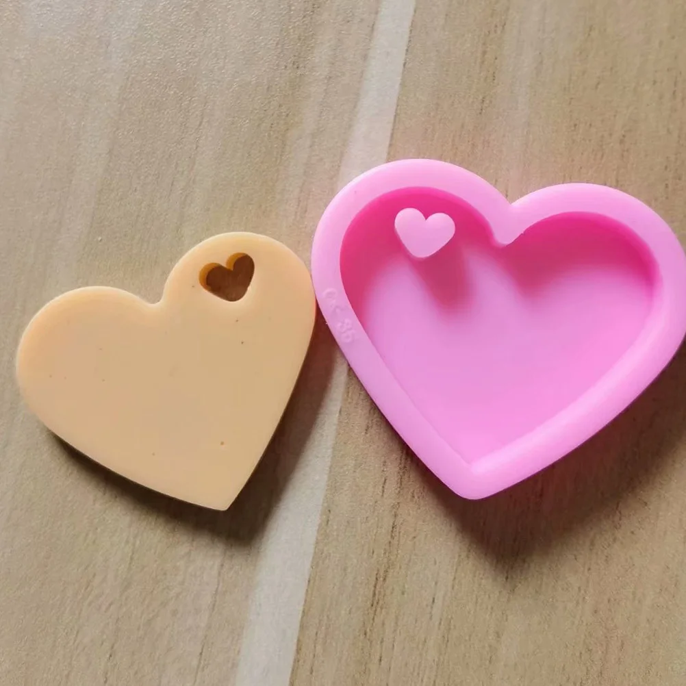 

4Pcs DIY Resin Mould Set Heart Paw Print Keychain Charm Craft Silicone Casting Mold for Family Activity