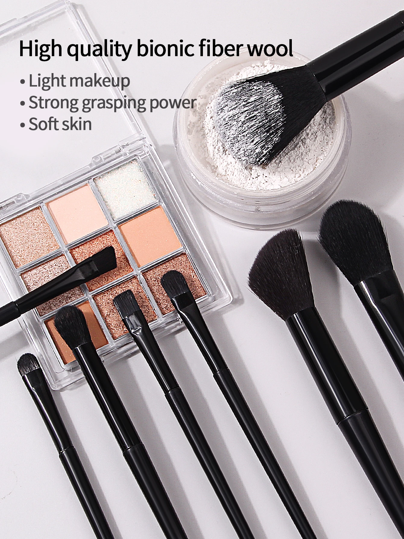 13点のオールブラックメイクブラシセット：チークブラシ、コントゥアリングブラシ、アイライナーブラシ、携帯用トラベルビューティーツール