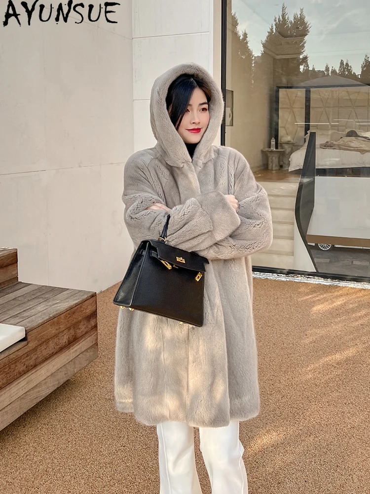 AYUNSUE 2025 Nowy Naturalny Aksamitny Futro z Norki Damski Luksusowy Płaszcz z Kapturem Całe Futro z Norki dla Kobiet Odzież Wysokiej Jakości Abrigo Mujer