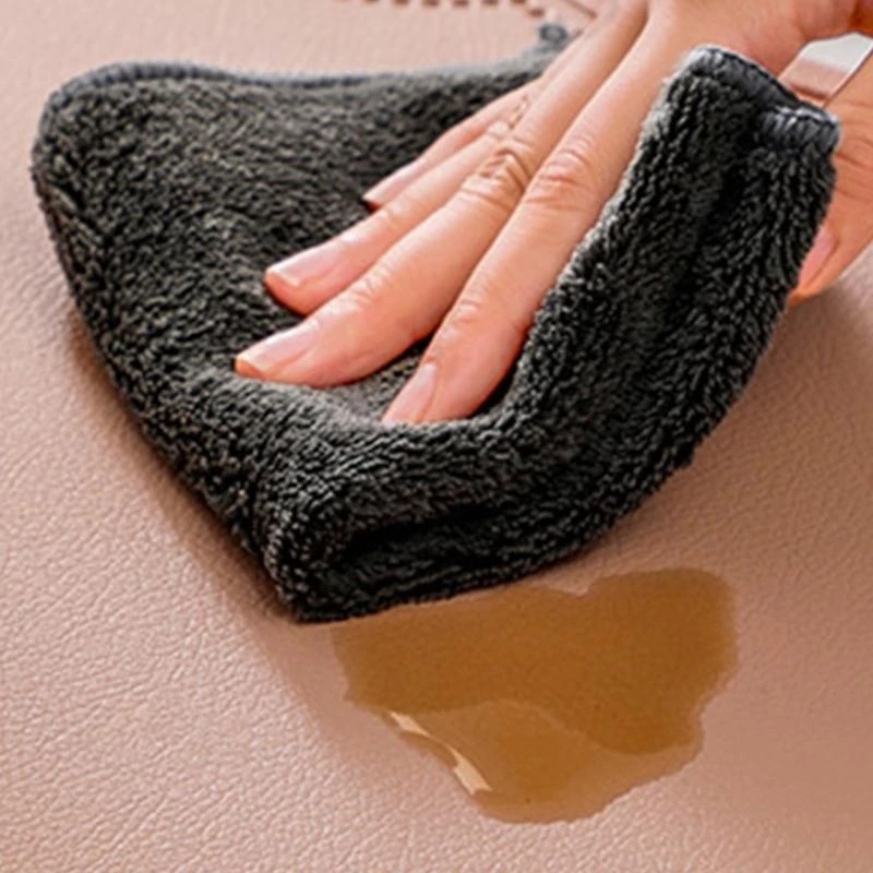 

652F PVC Place Mats Kitchen Dining Table Mats Steak Pad Anti-scalding Insulation Pads Oval Shaped for Home Kitchen