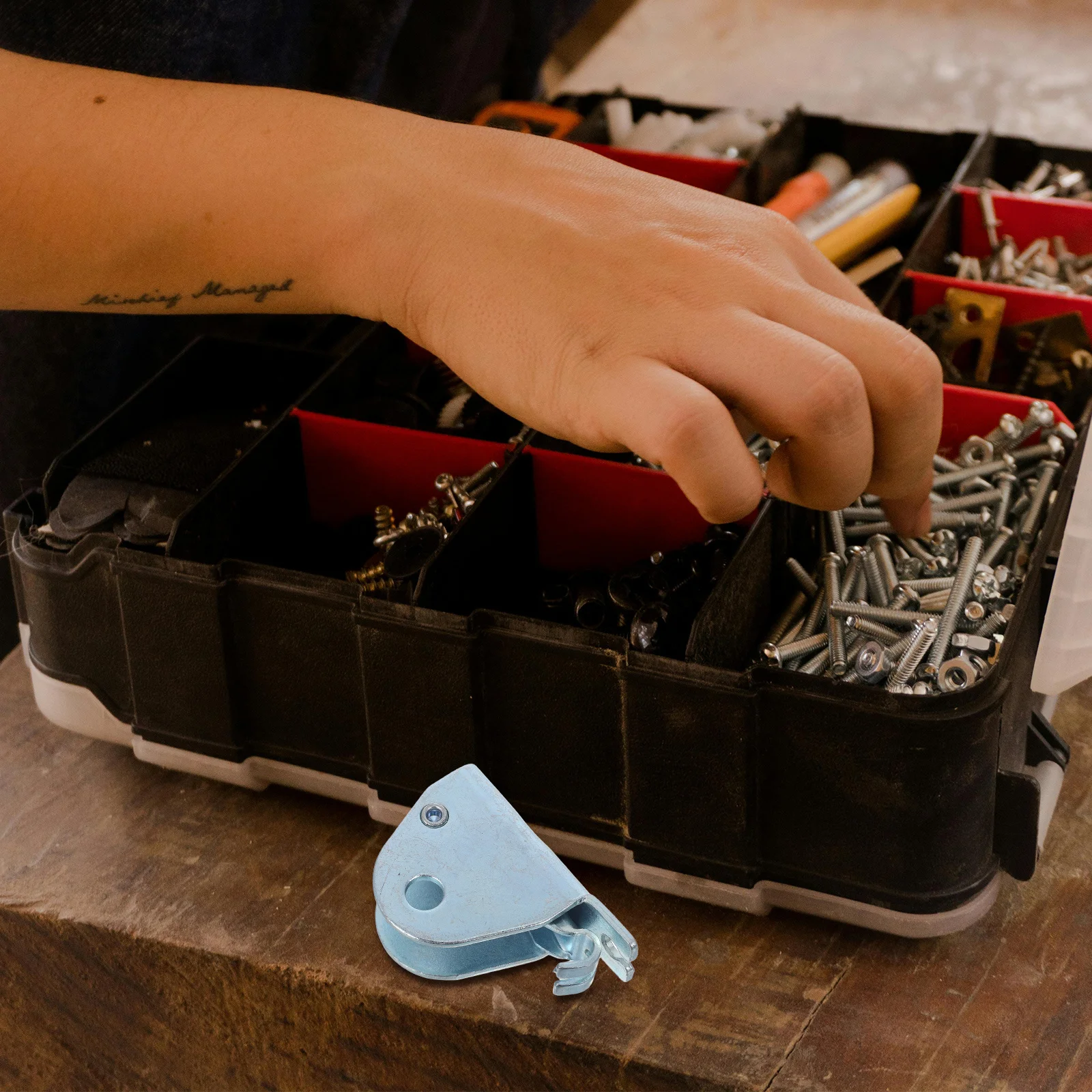 

Reliable Gas Lift Rod Hook Accessory Barber Chairs Smooth Height Adjustment Stylist Home Salon Use Barber Salon for Kids