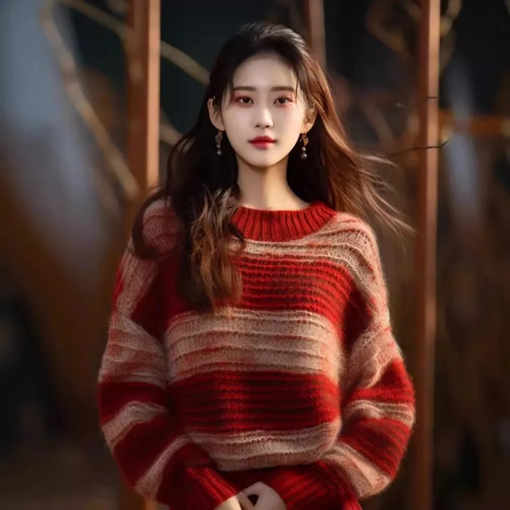 

New Year's Red Contrasting Striped Sweater for Women's Winter 2024 New Loose and Thick Knitted Top