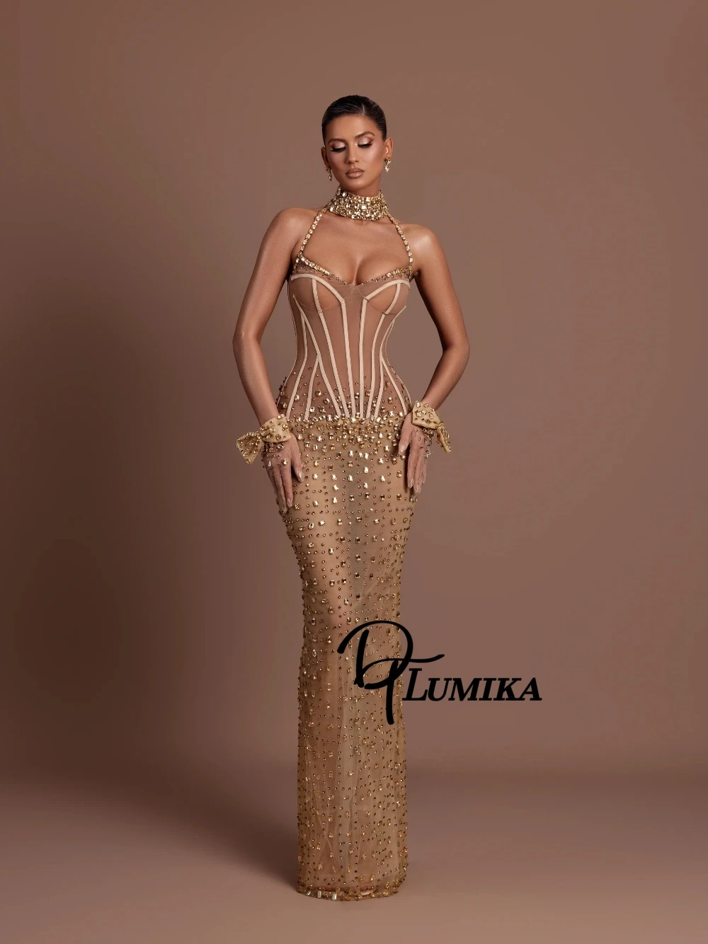 

New Arrival Sexy Halter Evening Dress Luxury Golden Crystals Corset Customized Prom Gown Delicate Celebrity Galas Party Wear