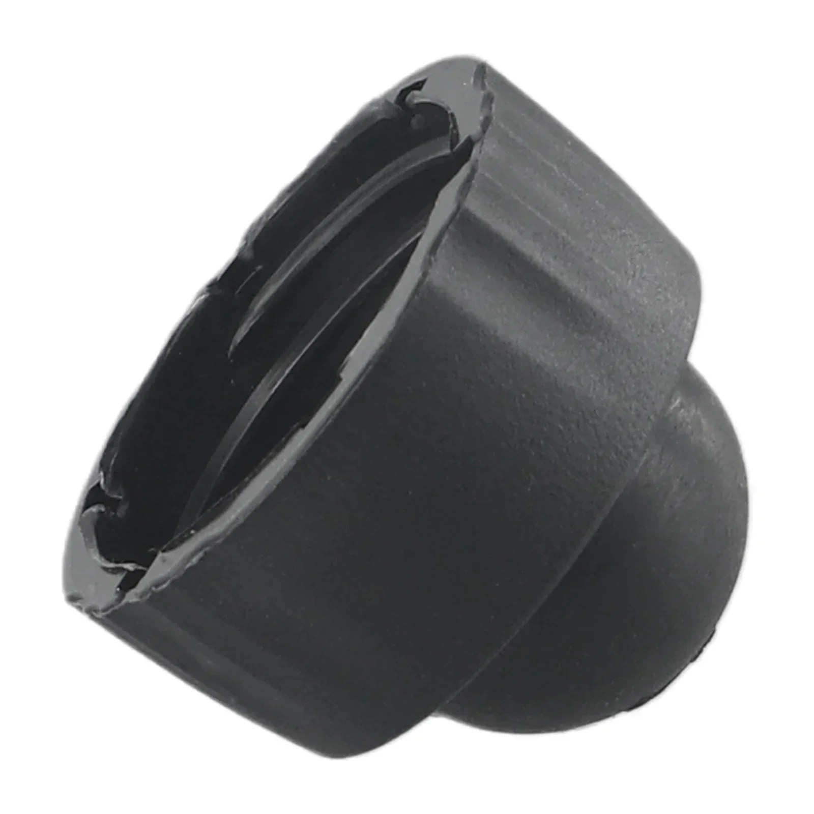 Easy Installation Threaded Cap Replacement for 5836201 Oil Tank Premium Quality for Chainsaw P540 P541 P542 P545