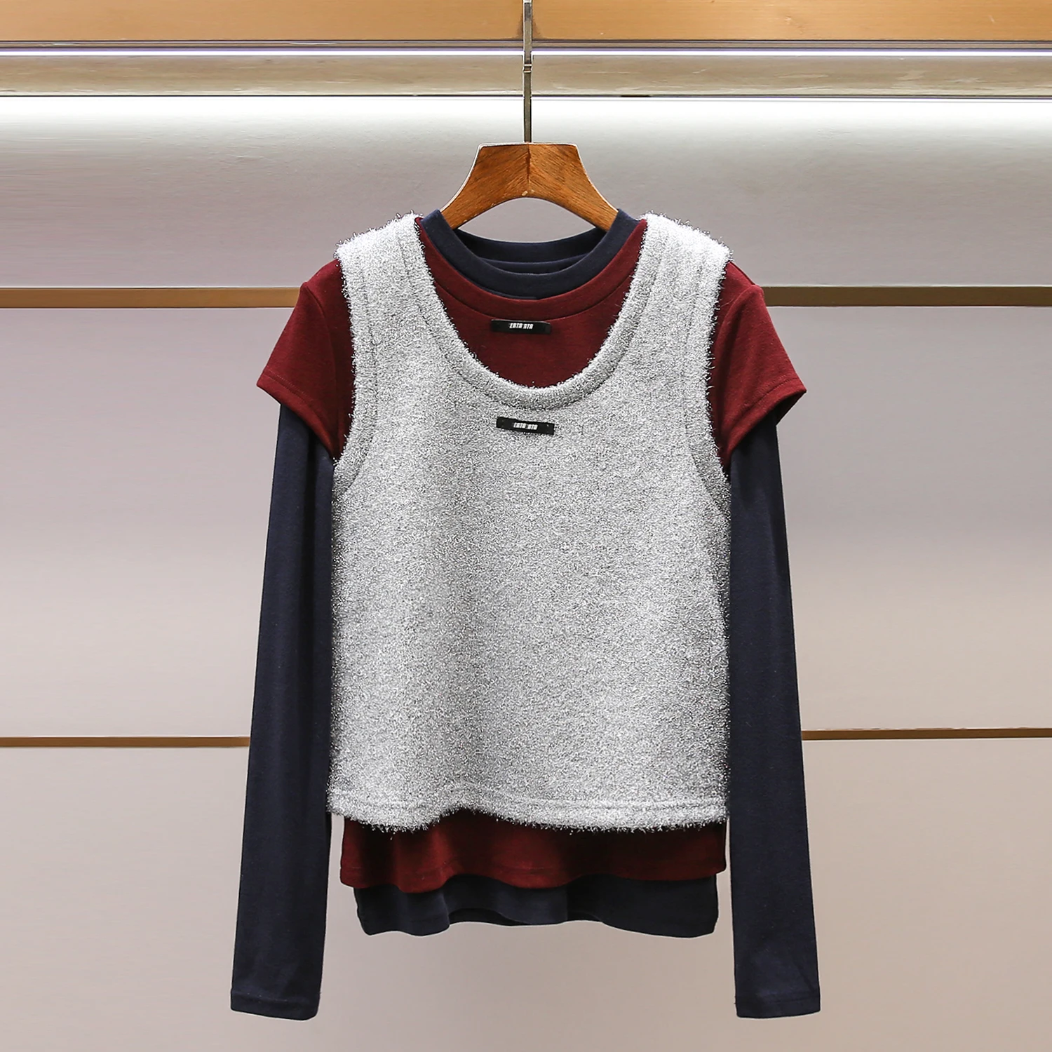 

High-End Knitted Color Blo T-irt Tee-Piece Set Spring 2026 Ladies' Commute Sle Stand Fit Long Sve round Ne Top