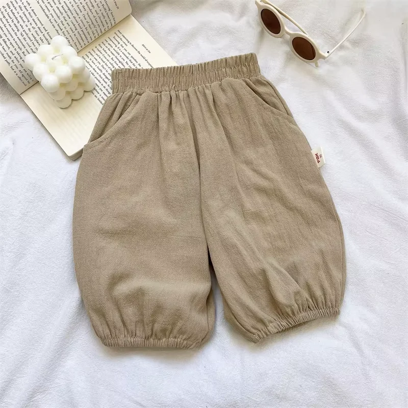 السراويل الأطفال الجديدة الصيف الصلبة القطن الكتان مرونة رقيقة الكورية الرجعية فانوس قيعان ملابس لعب غير رسمية في الهواء الطلق ‌   الأولاد و ز