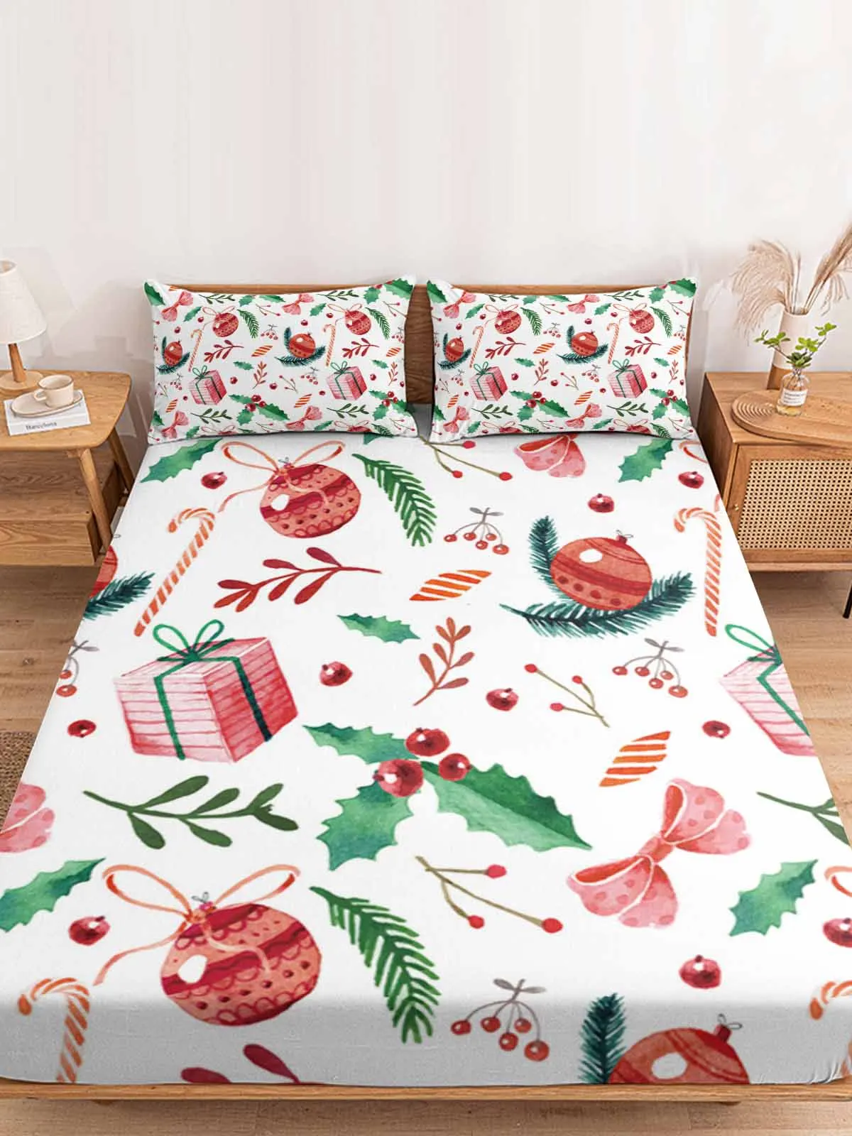 

Watercolor Christmas Element Pattern Queen Size Bed Mattress Fitted sheet Elastic Rubber Band Non-slip Bed Sheet Pillowcase Set