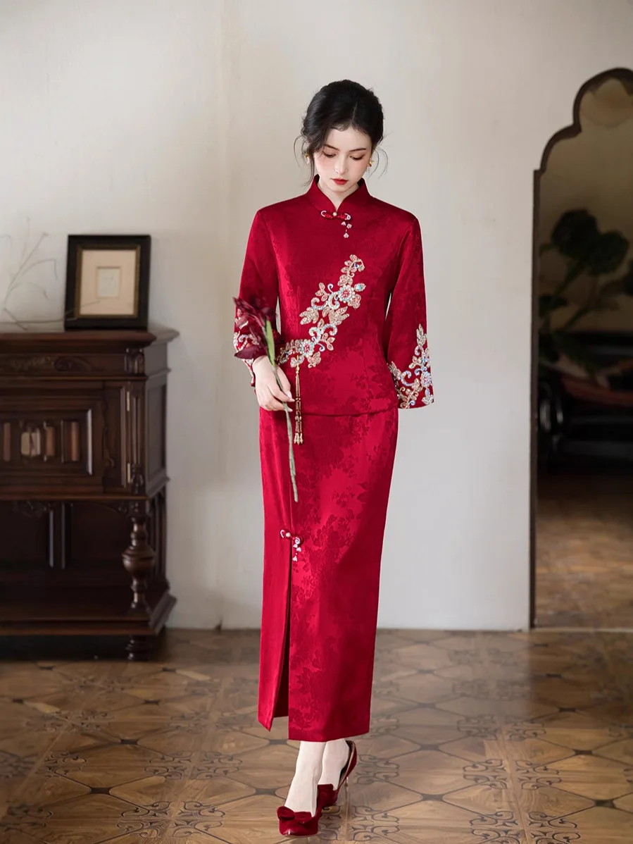 

Красное свадебное новое платье Cheongsam 2021, осень/зима, элегантное темпераментное длинное вязаное жаккардовое платье для похудения, комплект