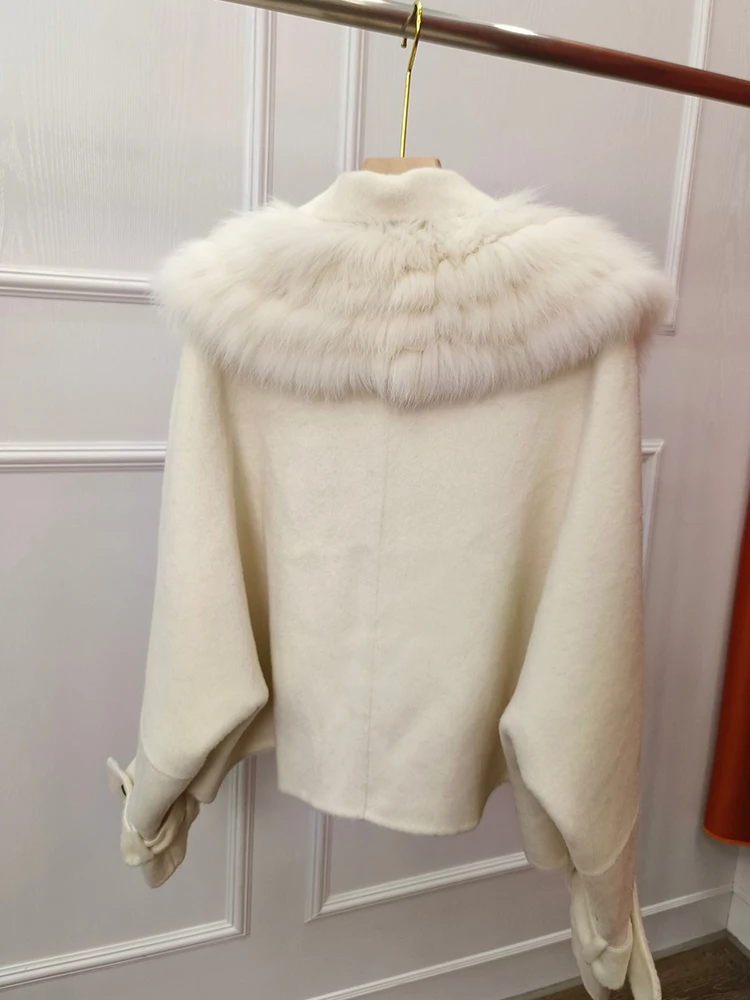 Abrigo de piel auténtica para mujer, Chaqueta corta de lana de Cachemira con cuello de piel de zorro Natural, ropa de abrigo femenina para otoño e invierno, 2024