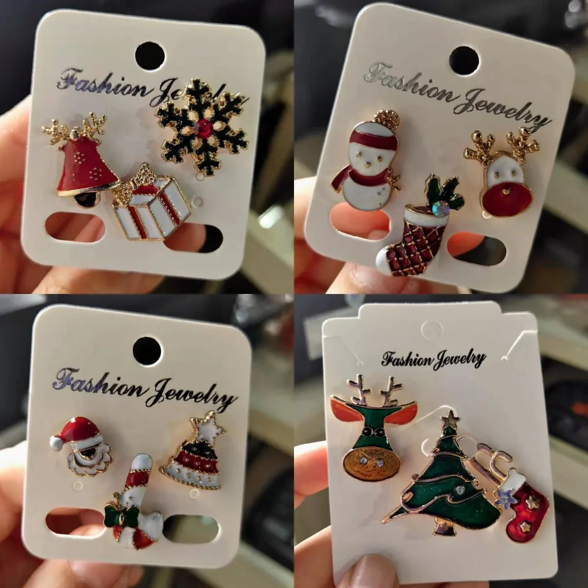 3pcs Merry Christmas Brooches for Women Men Classic Cute Enamel Cartoon Snowflake Elk Bell Lapel Badge New Year Jewelry Gifts