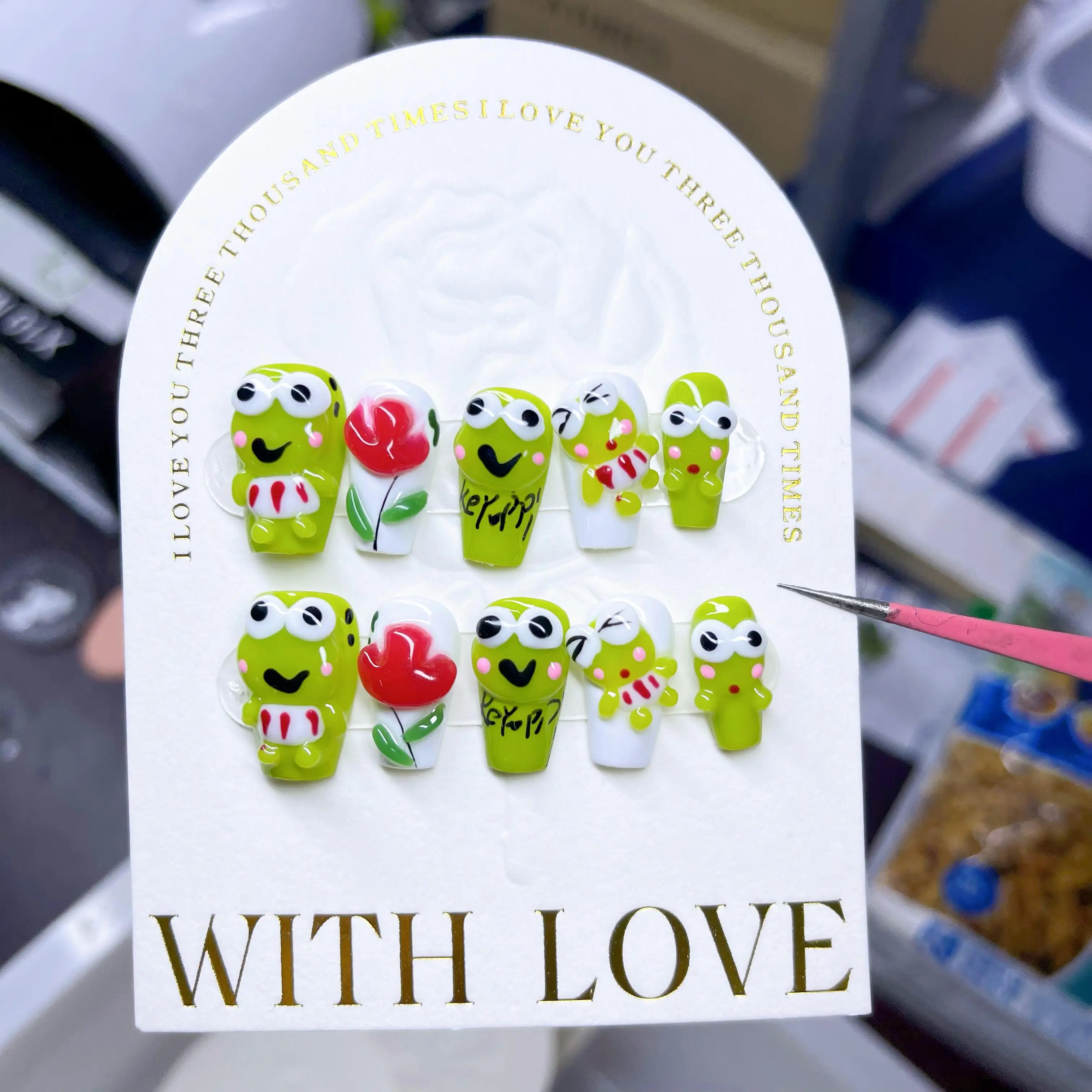 Whimsical Hand-Sculpted Frog Cartoon Cute Detachable Reusable High-Quality Whitening Handmade Press On Nails.No.D148