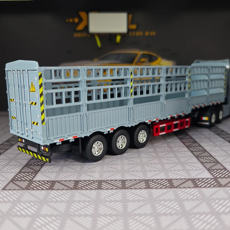 

Масштабная модель 1:50 Scania: высокопроходимый грузовик-трейлер из сплава, статическая модель тяжелой инженерной техники, подходит для коллекционирования.