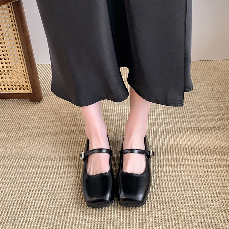 

Лето 2022, женские туфли Мэри Джейн на плоской подошве с квадратным носком, классические женские туфли на плоской подошве с пряжкой и ремешком, уличная повседневная обувь на мелкой подошве