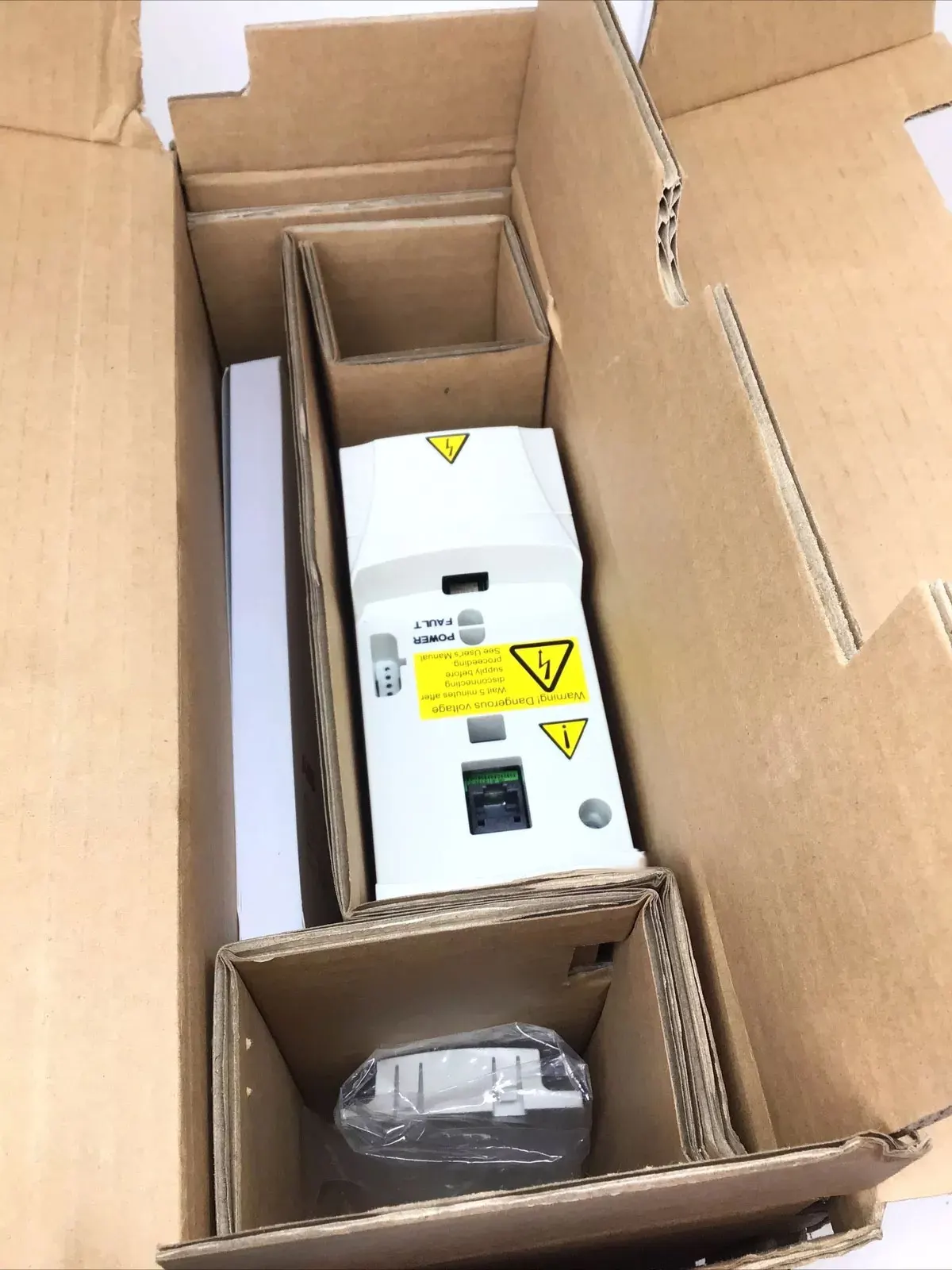 

Brand New ACS180-04S-06A9-2 ACS180-04S-09A8-2 One Year Warranty