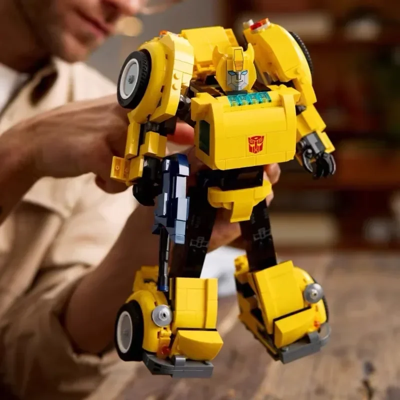 

2024 New Creative 2 in 1 Yellow Transformation Robot Technical Model Building Blocks Bricks Kits Set Toys Gift Compatible 10338