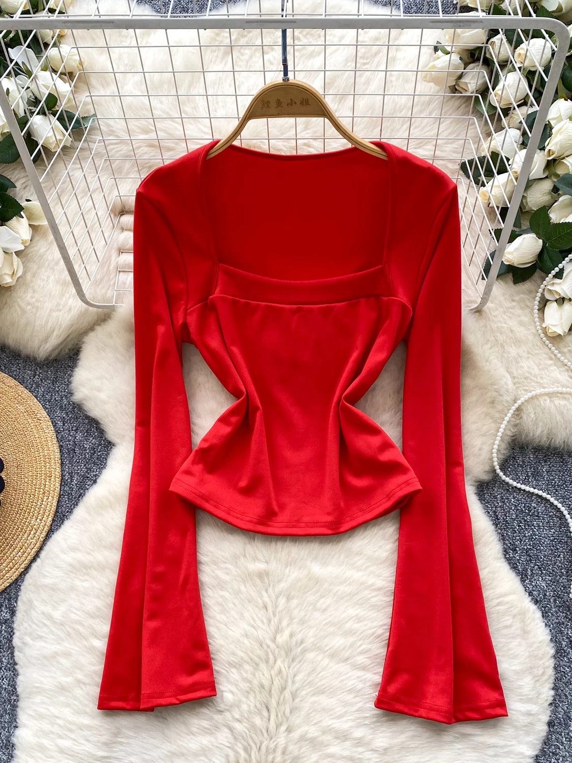 

Женская красная футболка Y2k 2000-х годов, винтажная футболка Harajuku Aesthetic Gyaru с квадратным воротником, футболка большого размера с длинными рукавами, одежда 2025