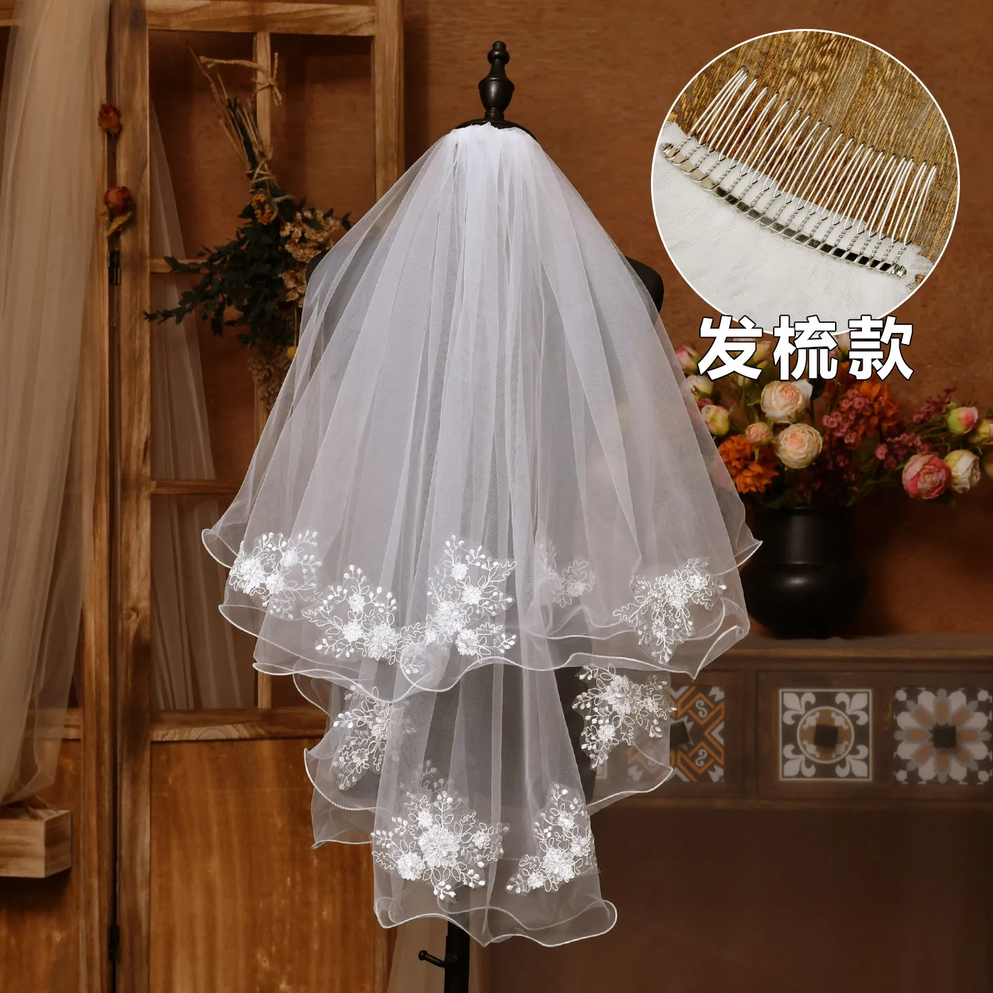 Ivory Short Wedding Veil Bridal Veil Romantic Wedding Accessories Layers Tulle with Comb Wedding Accessories