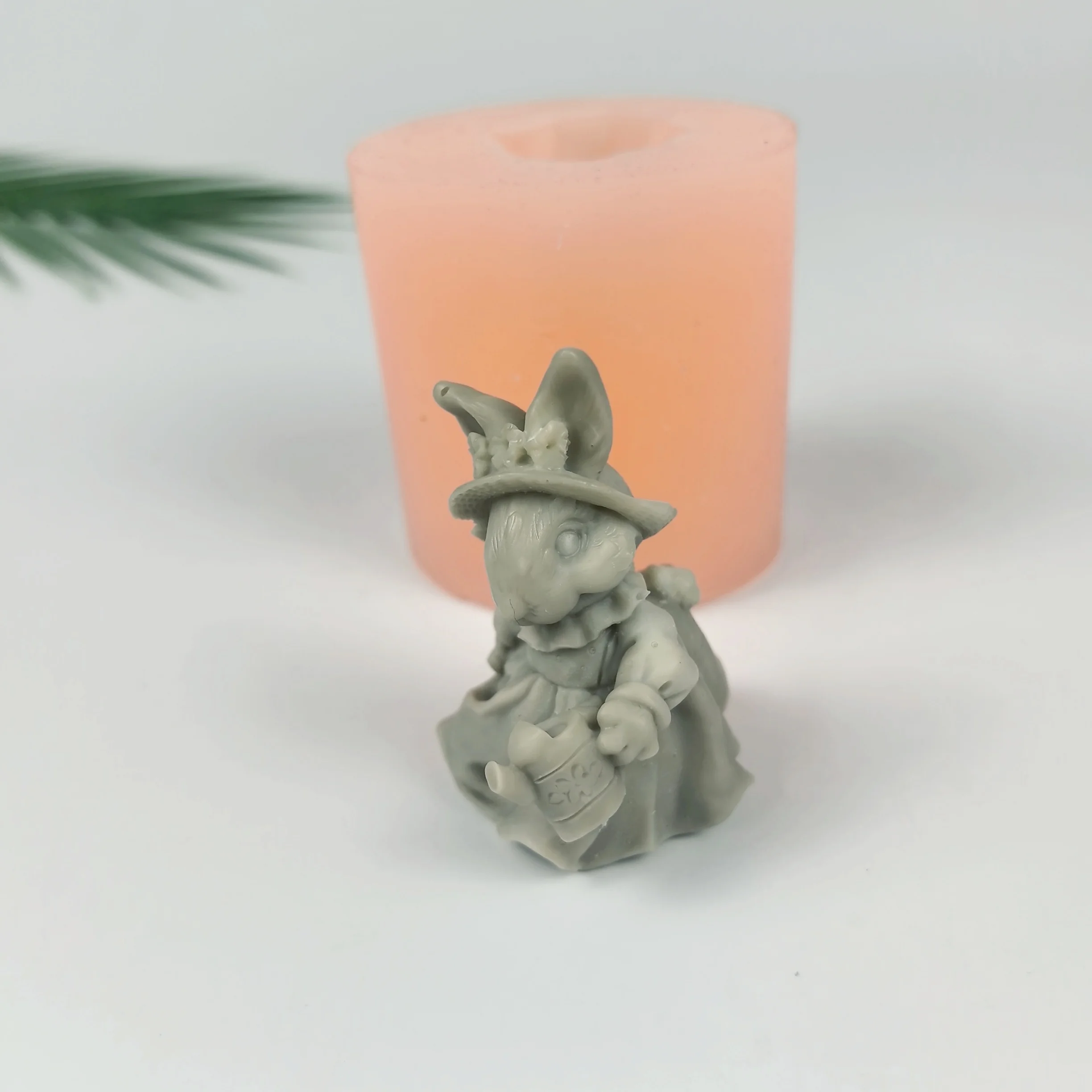 

3D Animals Mold Rural Rabbit Hold Kettle Moulds Silicone Candle Soap Molds Resin Wedding Birthday Candles Handmade DW0935