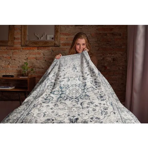 Kiparis Rugs Model 16, Single and Double Fleece Blanket