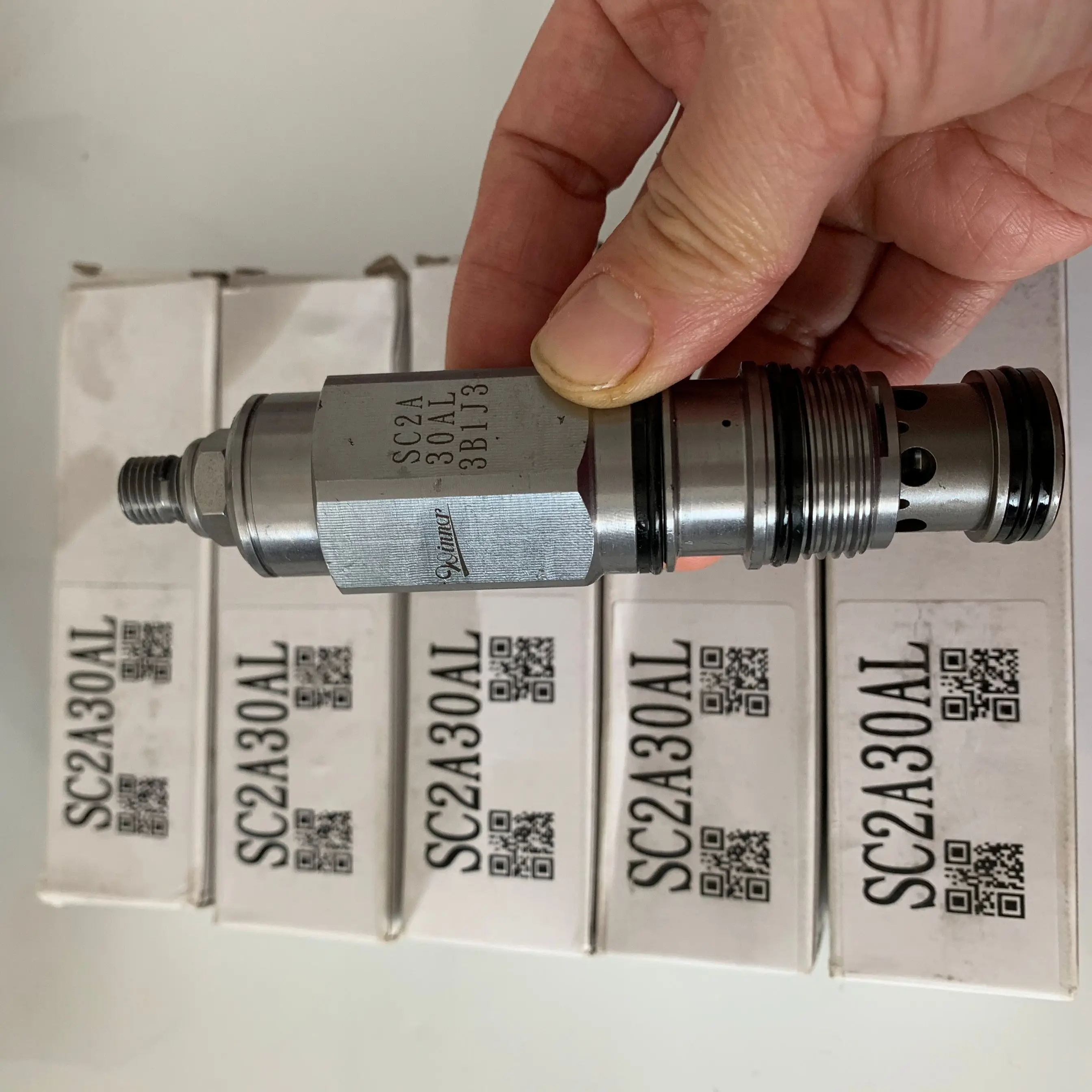 SC2A30AL SC-2A-30-A-L WIN NER صنع في تايوان صمام خرطوشة صمام تسلسل متوفر في المخزون HYDRAULICS HYDRAFORCE يأكل على vic kers I #3