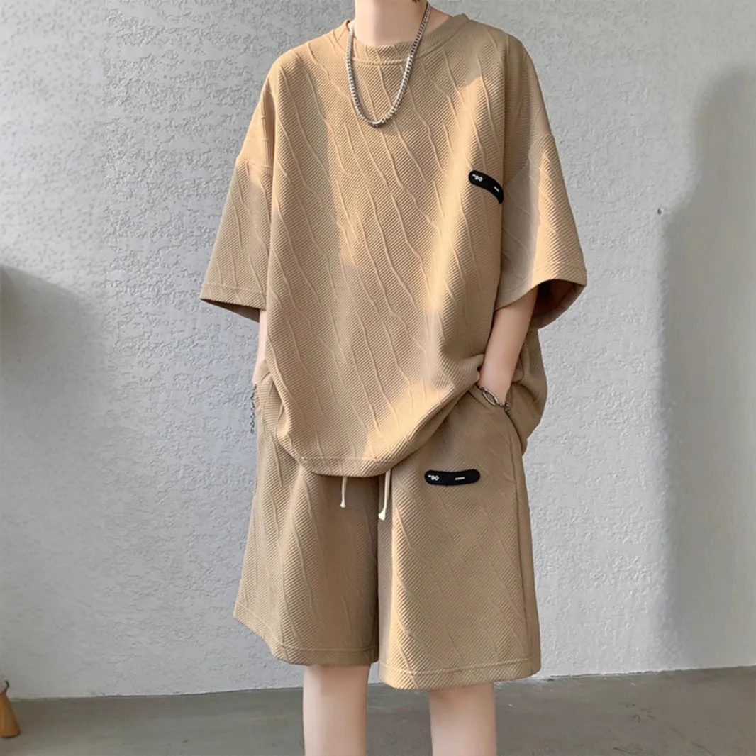 

Cool & Stylish Summer Sportswear Set for Men | Casual Short Sleeve Outfit for a Trendy Street Style Look