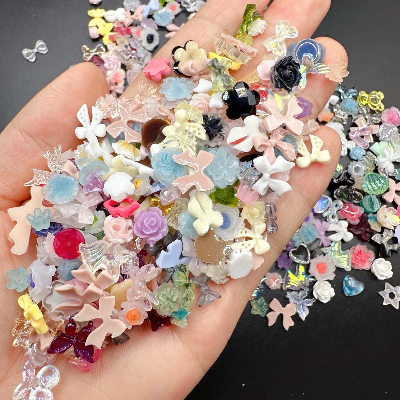 

50pcs Mixed Resin Nail Charms Gems 3D Cute Bear Bow Flower Jewelry Nail Art Decora Nail Rhinestones Kawaii Accessories DIY Parts