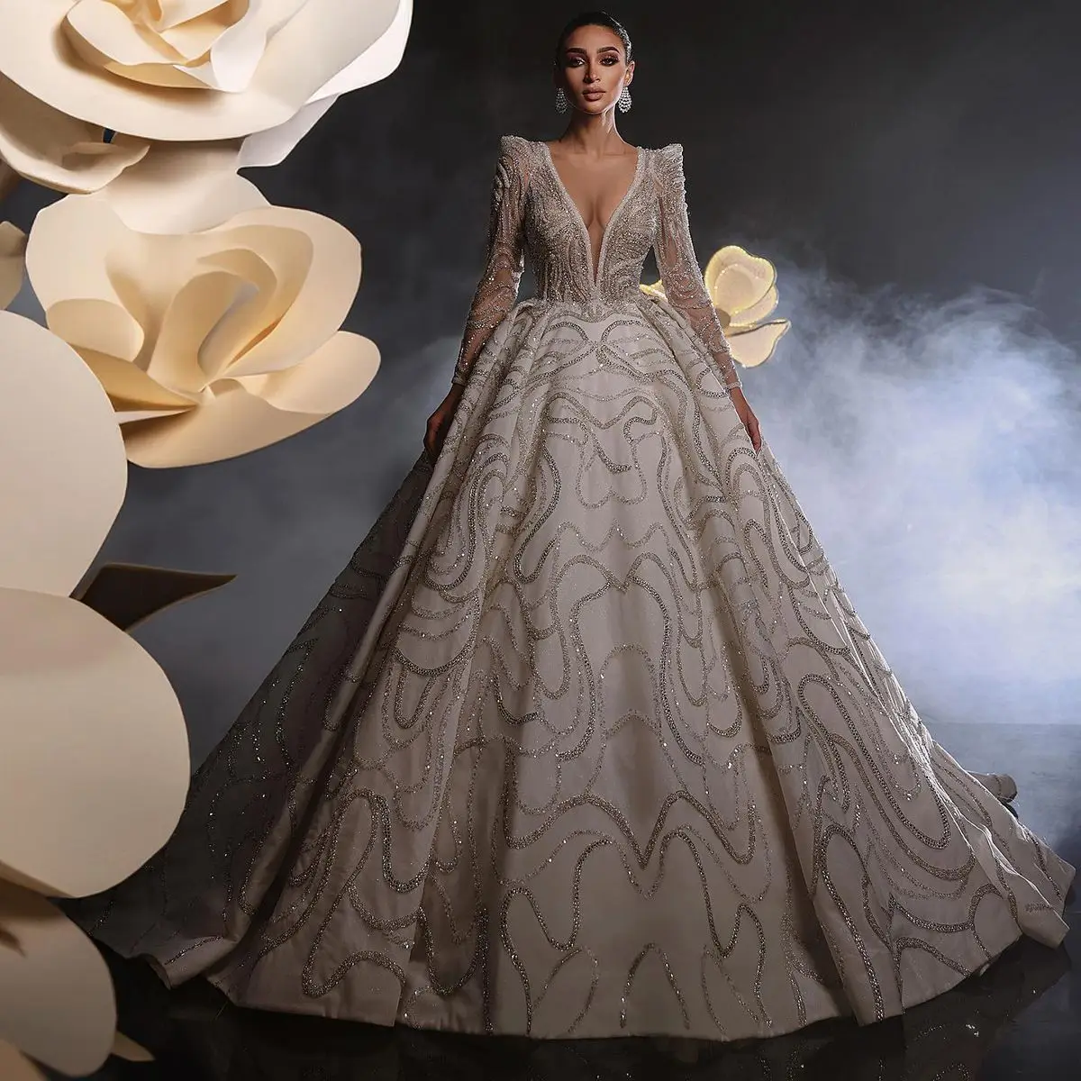 Robe de Mariée en Dentelle à Paillettes, Magnifique Tenue de Bal, Col en V Profond, Appliques, sur Mesure, Manches sulf, Traîne