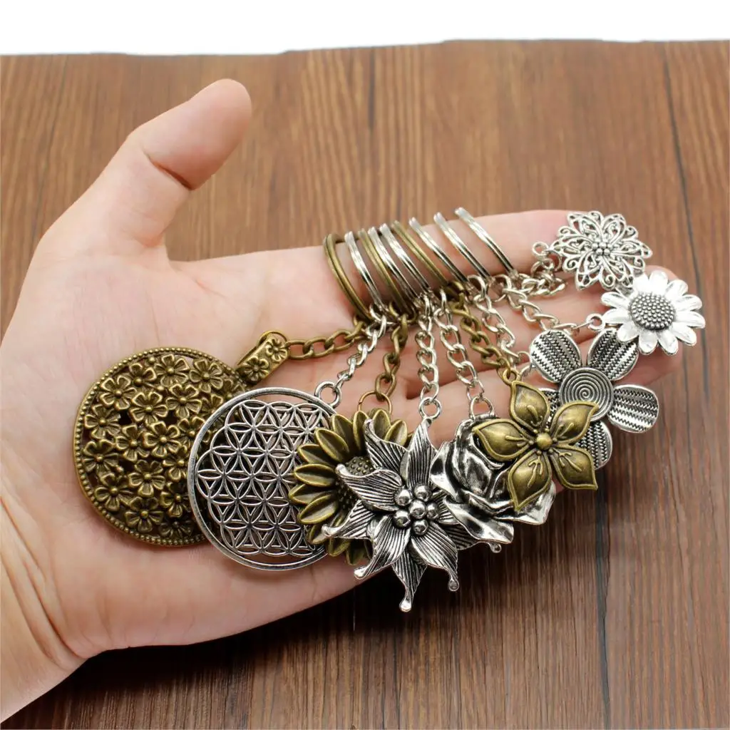 

Personality Car Keychain Flower Of Life Bag Charm Flower Cool Keychain Key Chains For Girls Car Accessories