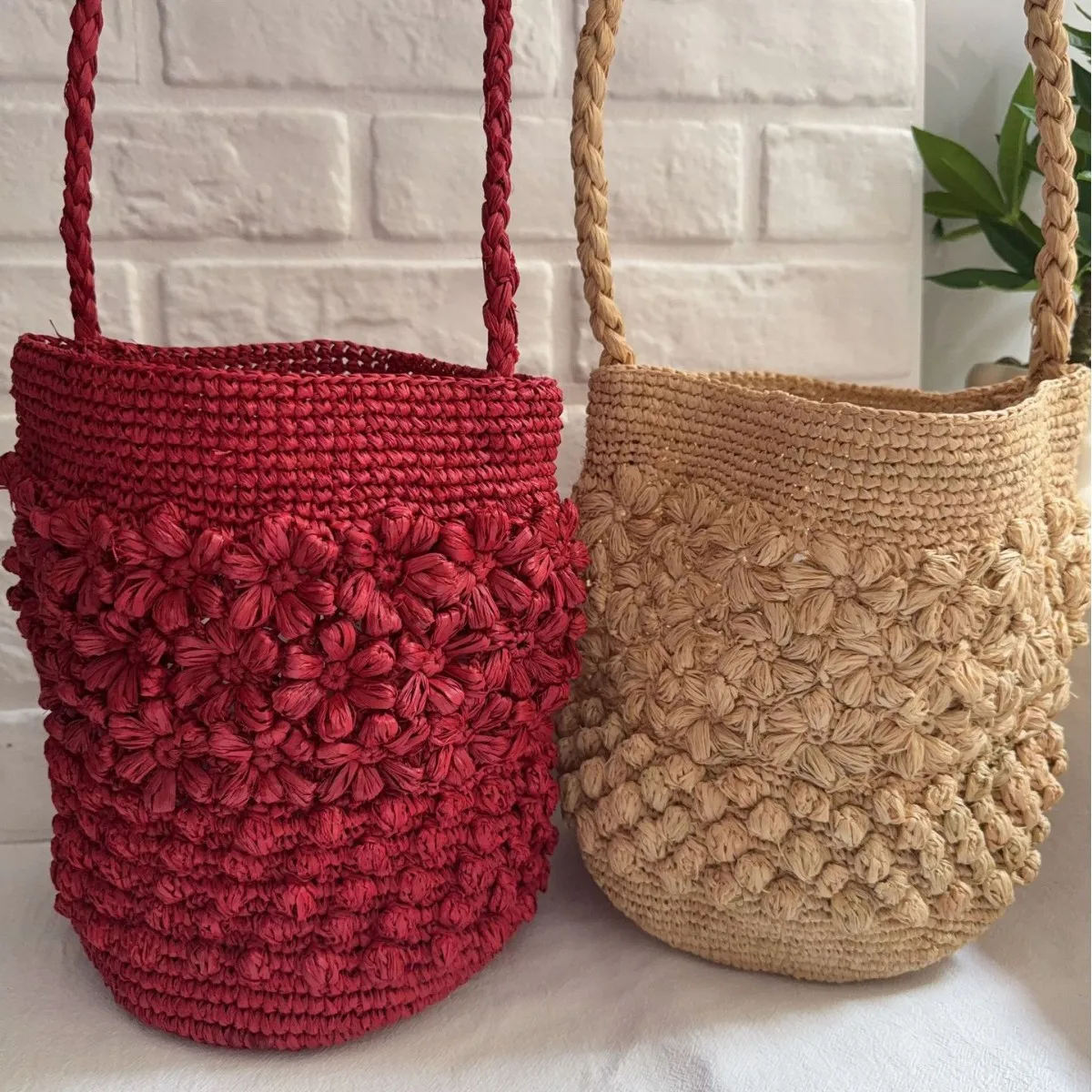 

Bohemian Flower Straw Bag Women Handbag Luxury Handmade Raffia Beach Bags for Women Bucket Bag Travel Rattan Shoulder Bags Tote